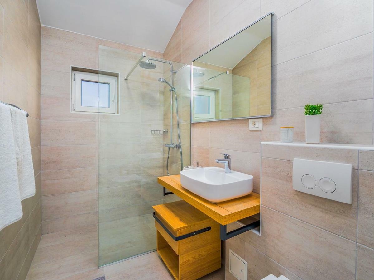 Villa Mondo Adria Njivice Dış mekan fotoğraf